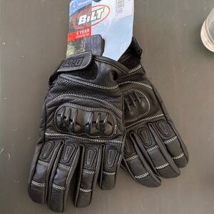 BRAND NEW Women’s motorcycle riding gloves NWT
